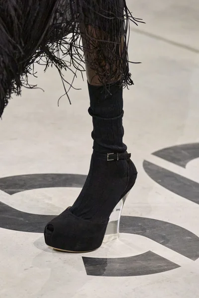 Look 185
